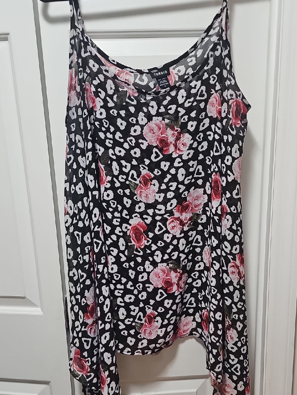 Torrid Black Cami with Pink Rose & White Leopard Print